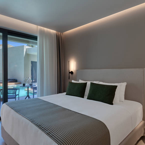 043 2664 0 Dore Chania 20260618Sh